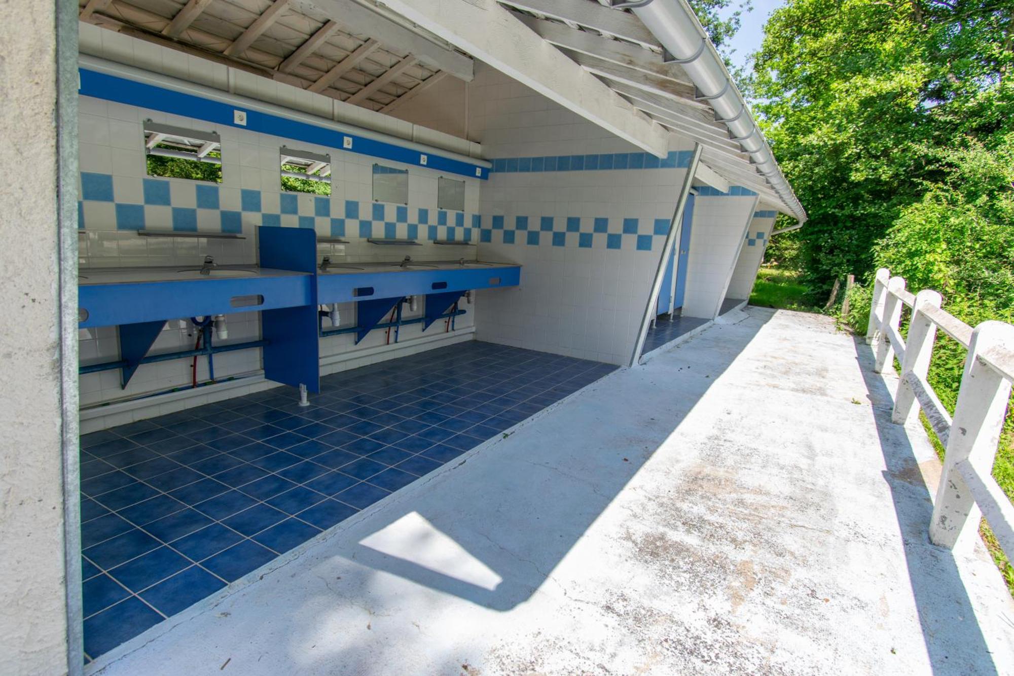Camping Des Bains Saint-Honoré Exteriér fotografie