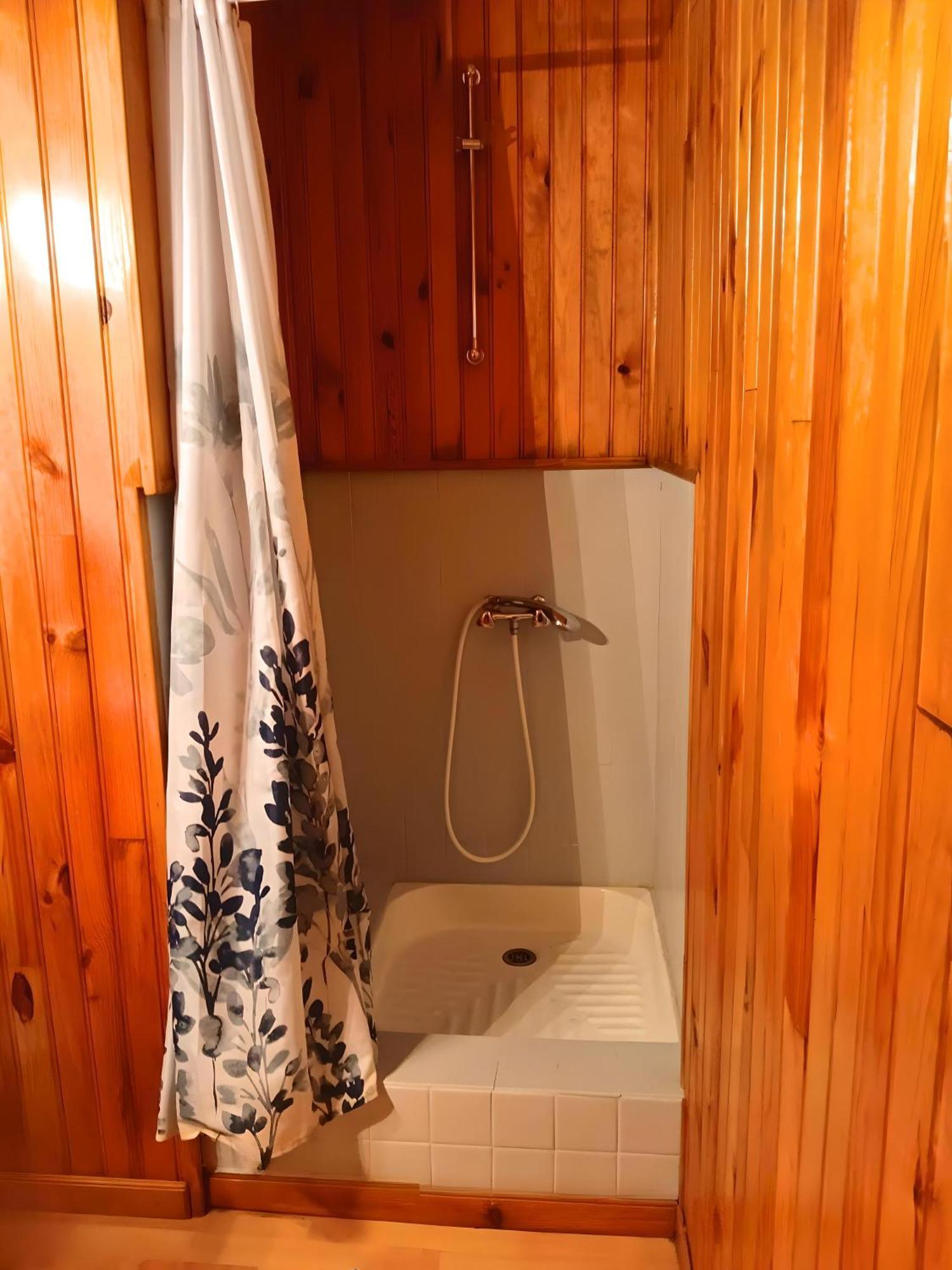 Camping Des Bains Saint-Honoré Pokoj fotografie
